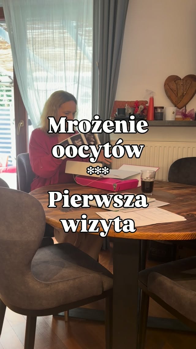Tym razem sama jestem pacjentką. 🤍
Chcę Wam pokazać, jak w praktyce łączę możliwości współczesnej medycyny z medycyną chińską — korzystając z procedury medycznej, a jednocześnie wspierając swój organizm akupunkturą, ziołami i regeneracją. 🌿
To dopiero początek tej drogi.
🙋🏻♀️ A jakie Wy miałyście emocje po pierwszej konsultacji, i jakich pytań zapomniałyście zadać?
Napiszcie je w komentarzu, aby inne kobiety nie zapomniały ich zadać! 🌸
#mrożeniekomórekjajowych #zabezpieczeniepłodności #płodnośćkobiety #akupunkturapłodności
