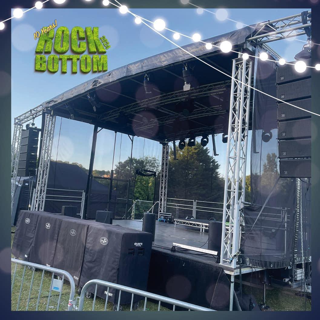 🤘Marlow Rock Bottom🤘
We had an absolute blast being back with Marlow Rock Bottom for their annual music festival. This charity run event supports the local area and school and provides and incredible day for the local community
Featuring fantastic acts such as Natalie Gray, U2Baby - The U2 Tribute, The ECHO, JBMAC and headlined by the incredible Coldplace - Coldplay tribute band!
We provided a complete production package including our 42sqm Trailer Stage, Full audio package and incredible lighting design and operation.
Contact us today if you want a competitive quote for your next event and to see how we can help you
📧 info@sa-events.co.uk
📞 01622 721353
#liveeventproduction #marlowrockbottom #eventprofs #soundengineer #lightingsesign #allenandheath #dasaudio #chamsysmagicq #chauvetprofessional #dtslighting #trailerstage #trailerstagehire #rocknroll