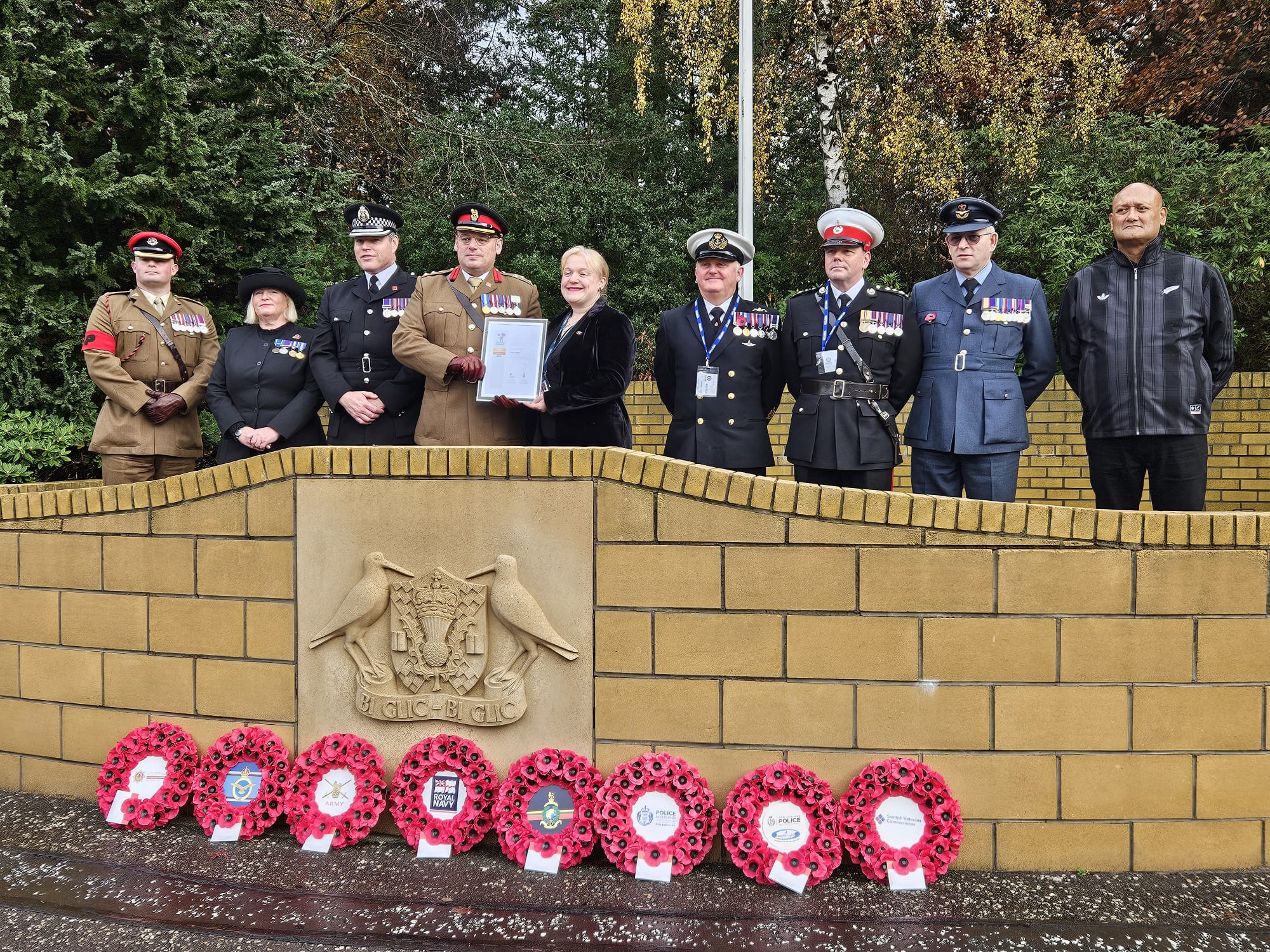 Pleased to return to the Police Scotland Armistice event to provide an update on the policy context for veterans and lay a wreath in remembrance. Great to hear about the revalidation of their Defence Employer Recognition Gold award and the developing role and impact of their veterans champions.