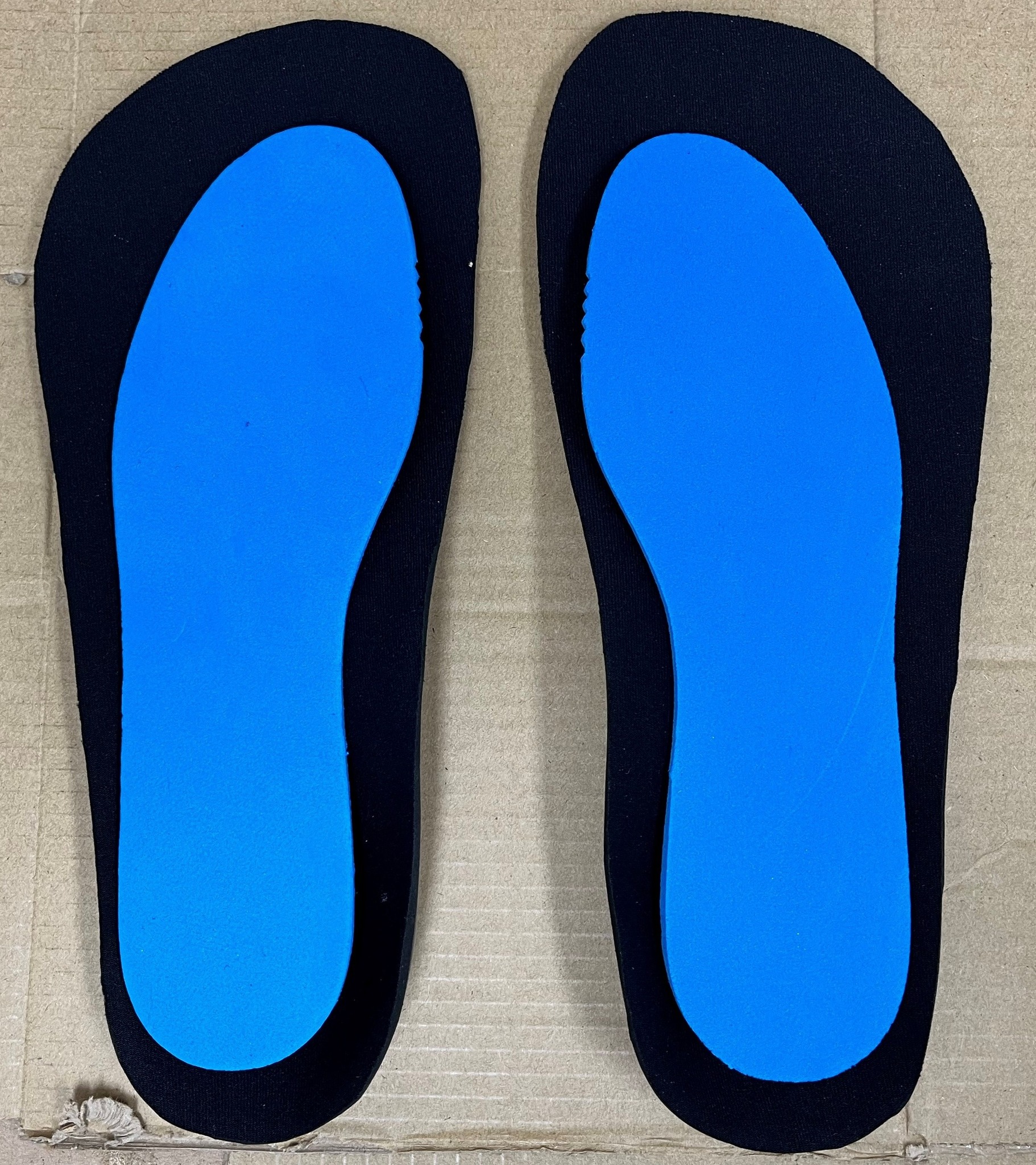 Not all orthotics are created equal 👣
The blue sample is a standard size 9. The black outline shows what we can produce on our on-site custom milling machine for a 4E width foot.
Standard devices often don’t provide enough width, support, or control for broader feet. Custom orthotics allow us to match the true shape of the foot and shoe for better comfort, fit, and function. A better fit leads to better outcomes.
Every foot is different, and your orthotics should be too.
#Podiatry #CustomOrthotics #WideFeet #gaitwaypodiatry