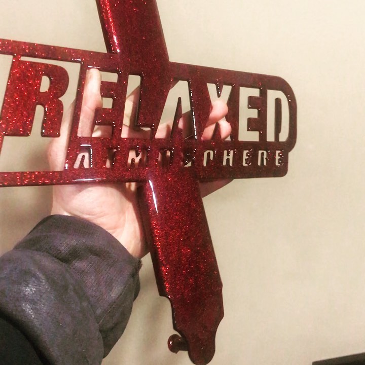 Boy oh boy... That bass boat look is it when you know how to bury them flakes!!! Little video so you can see how slick these turn out when done properly. Get at us with any projects you may need help with. We got you covered! #slick #perfection #beautiful #flaked #flakedout #bassboat #powdercoat #powdercoated #relaxed #minitruck #minitruckin #exotics #exoticsmotorsports #red