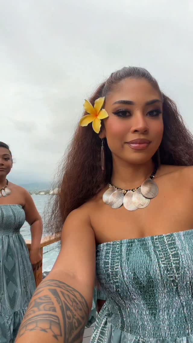 From sunshine → showtime 🌺☀️🌙
#islandbreezeluau #konahawaii #trend #dance #polynesian