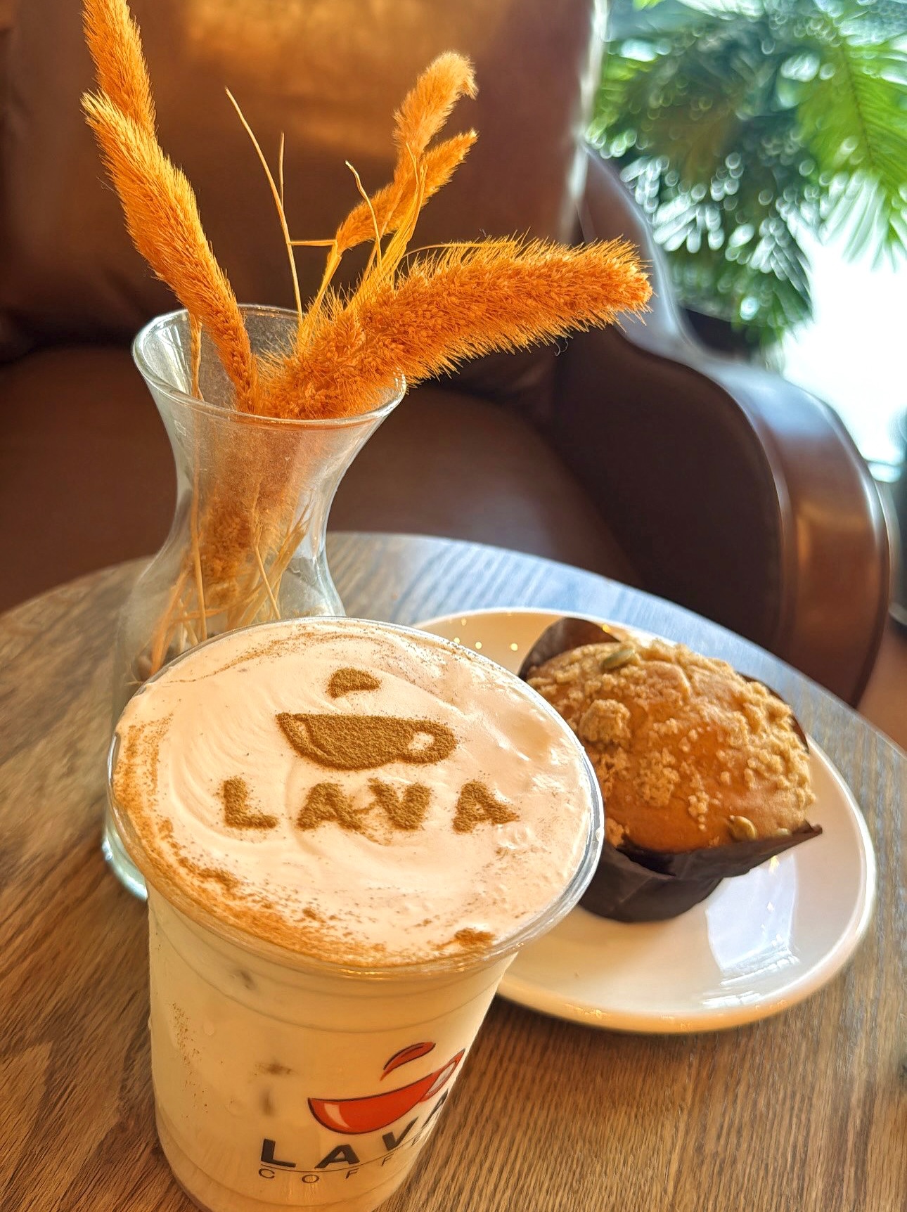 🥧Our fall menu is now available!🍁
🎃Come try all of our new drinks!✨
💫Reminder our KPop Demon Hunter event is September 27th-28th 11am-4pm! RSVP in our bio!✨
#lavacoffee #katyasiantown #barista #baristalife