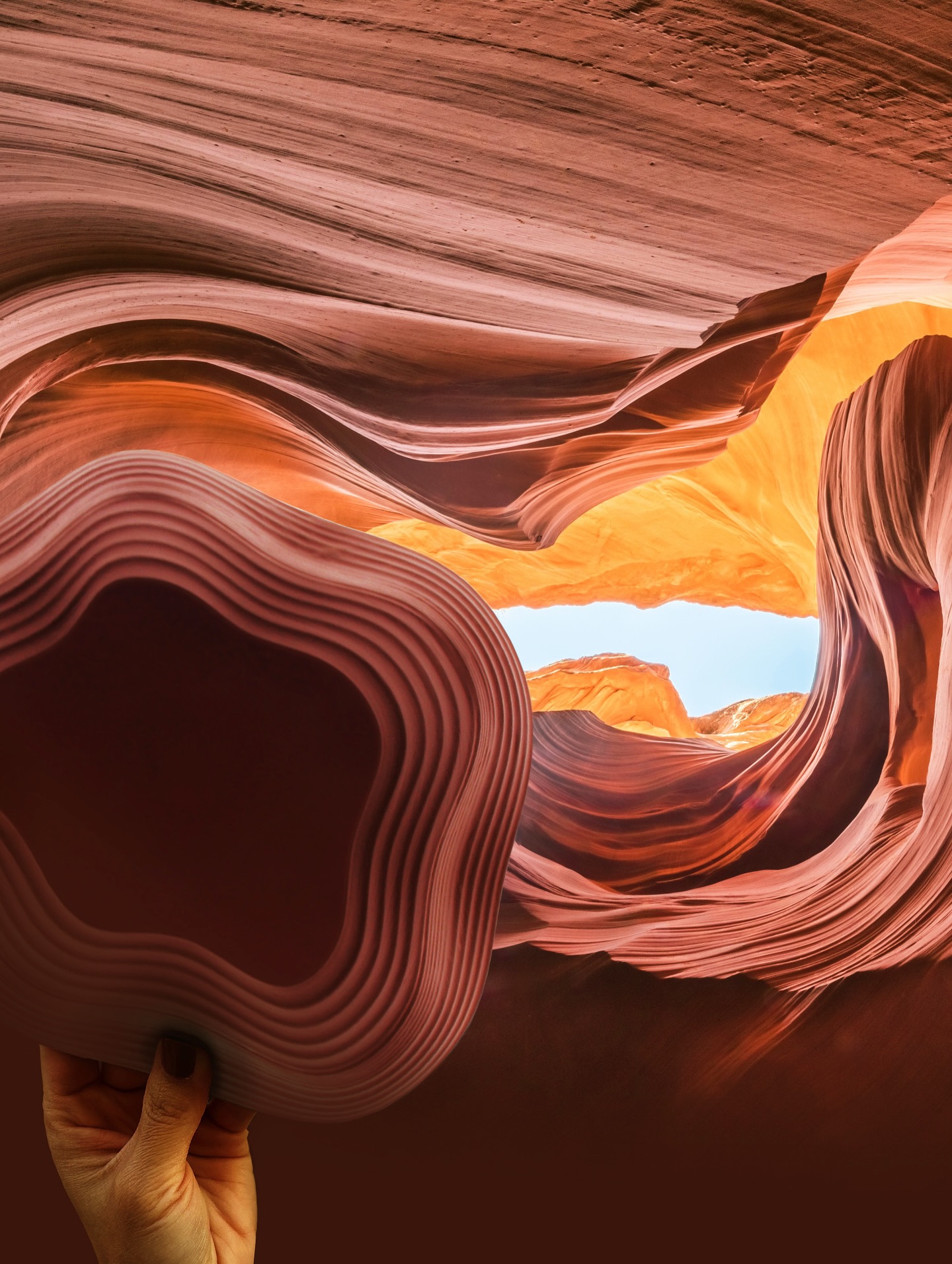 Topraktan doğan, ışıkla şekillenen.
Canyon Koleksiyonu yakında… ✨
Shaped by earth, carved by light.
Canyon Collection is coming soon… ✨
#CantonCollection #CanyonTabakKoleksiyonu, #Handmade #Porcelain #ModesignStudio