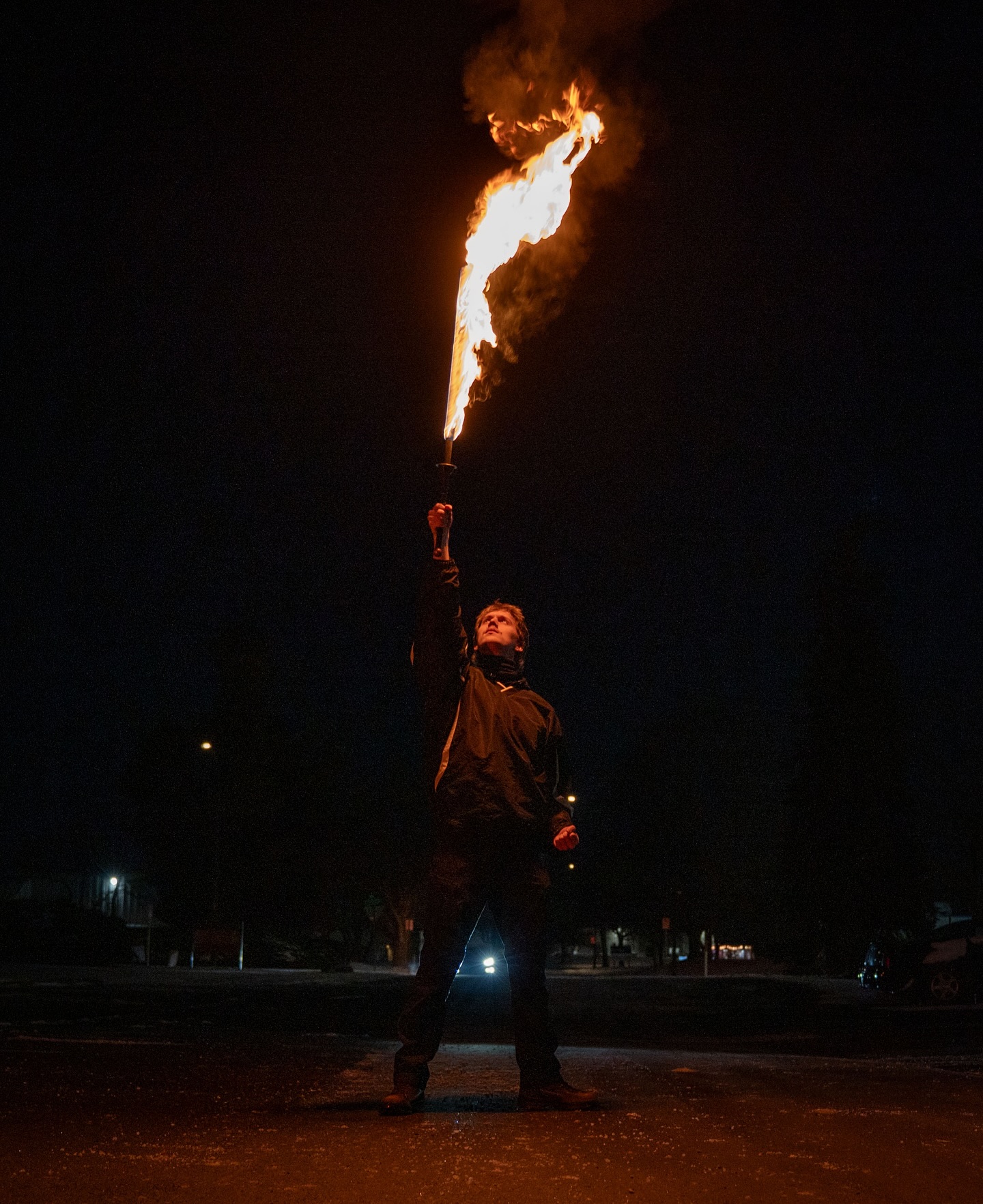 You got one more fight left in the tank?
#firesword #stunts #stuntteam #bbstunts #fireperforming