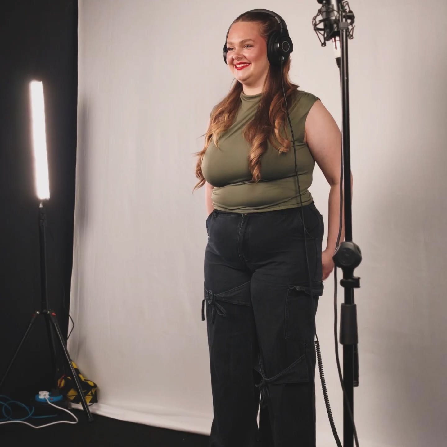 We had the amazing @leighonabirch in our studio for a live session showreel π₯π₯
She smashed it from start to finish and sang fantastically ποΈ
Enjoy some BTS...
Do you need a new showreel? Or want to book a live session? DM us or visit our website in the bio...