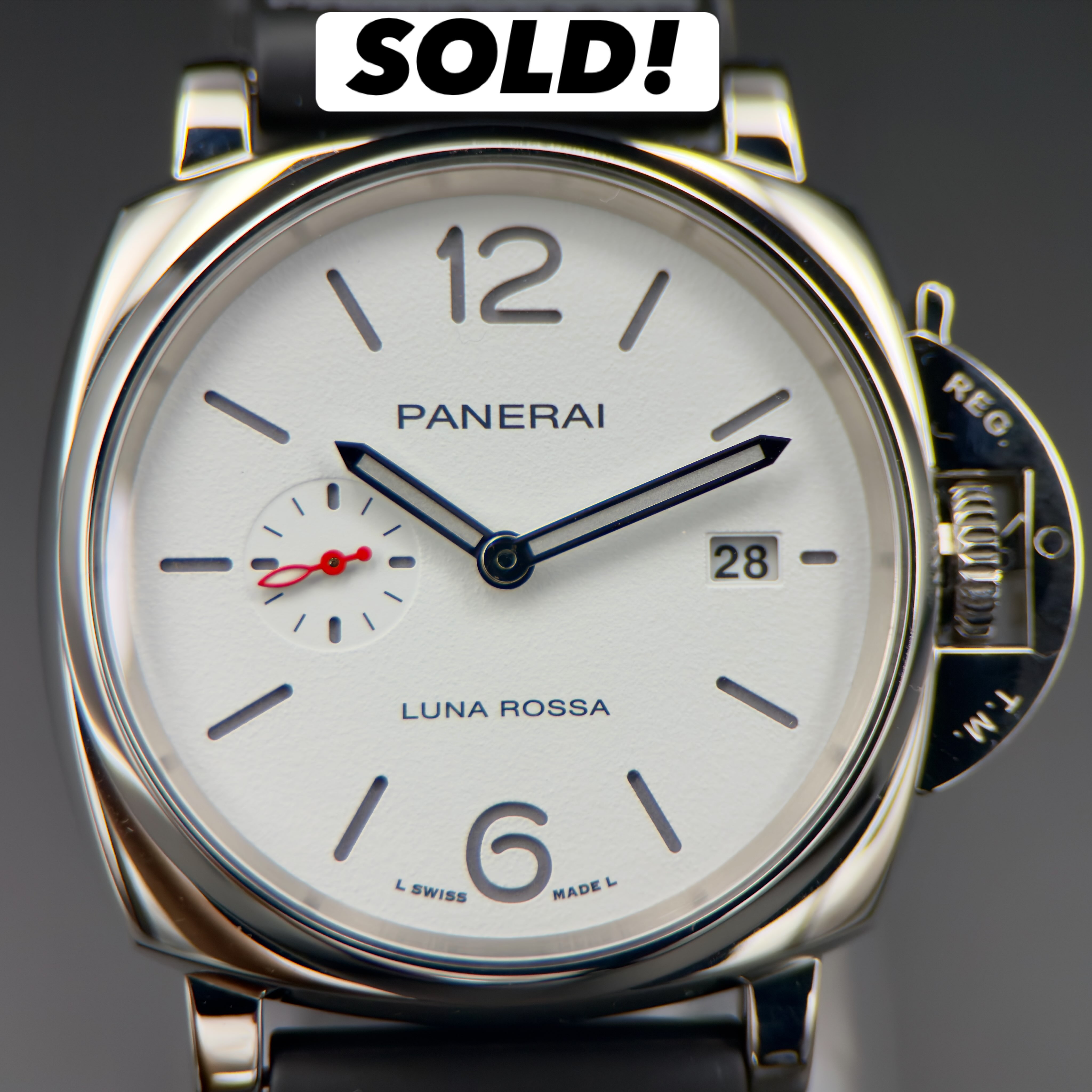 Sold! Panerai Luninor Marina Luna Rossa PAM01382 Prada Pirelli sailing team special edition
#lunarosa #panerai #luminorpanerai #luminormarina