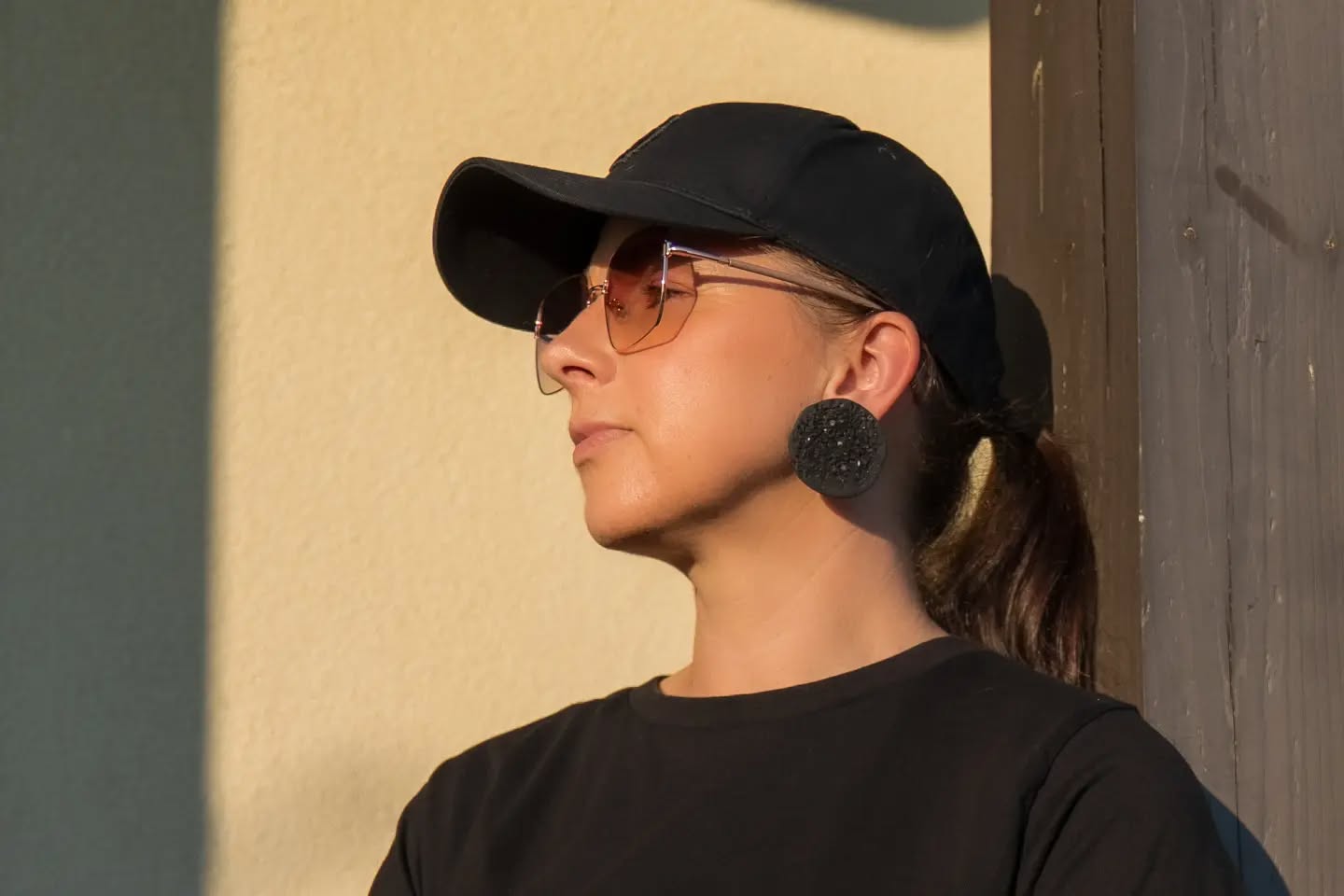 Black doesn’t need an introduction.
Strong form. Raw texture.
A piece made for women who don’t need permission to take up space.
Ané Design — Wear the feeling.