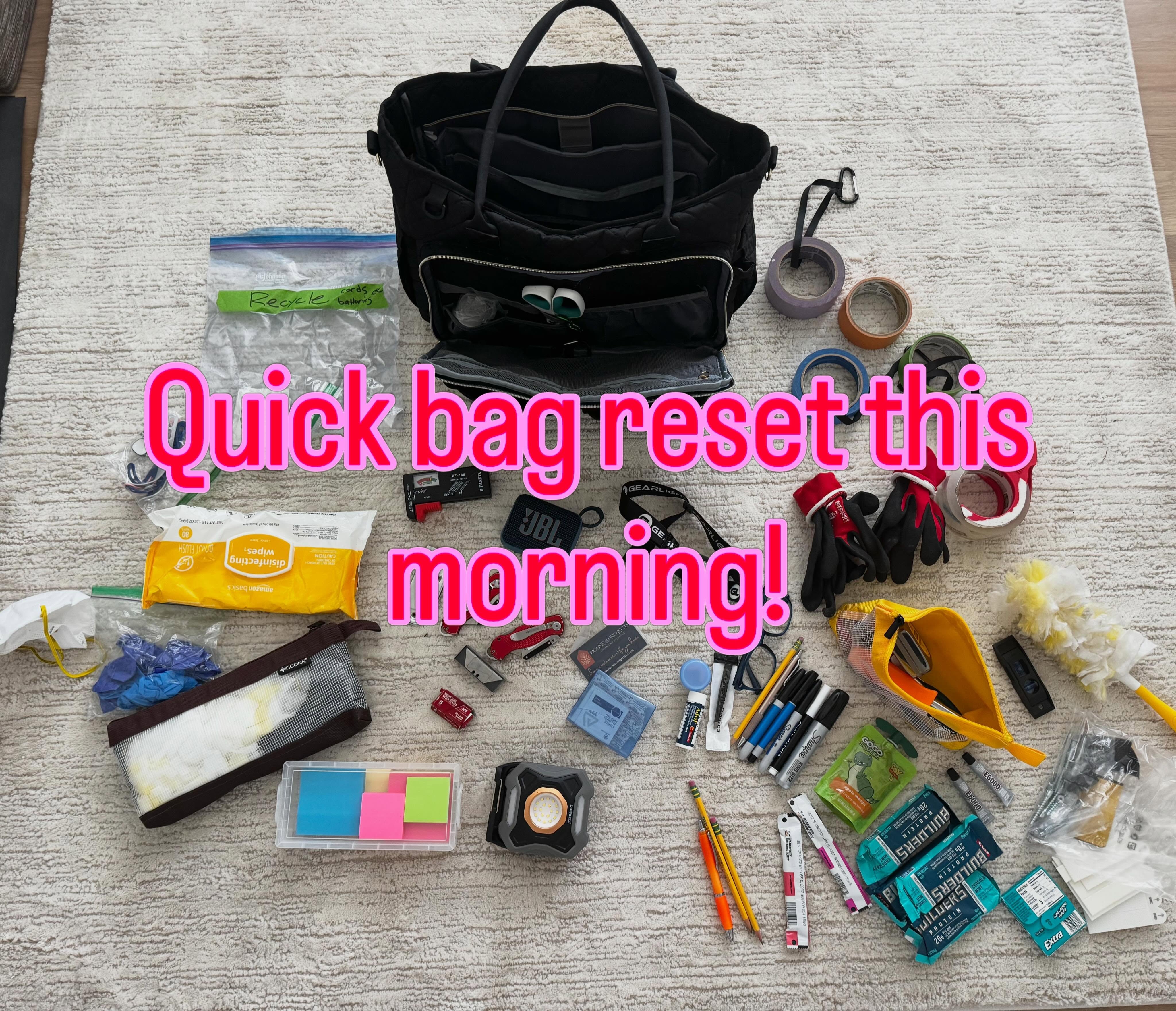 I actually have three different bags all loaded with different categories of supplies. But this is my primary bag that I bring to every job. 💪
#professionalorganizer
#chronicdisorganization
#instituteforchallengingdisorganization
#denversmallbusiness
#littletoncolorado