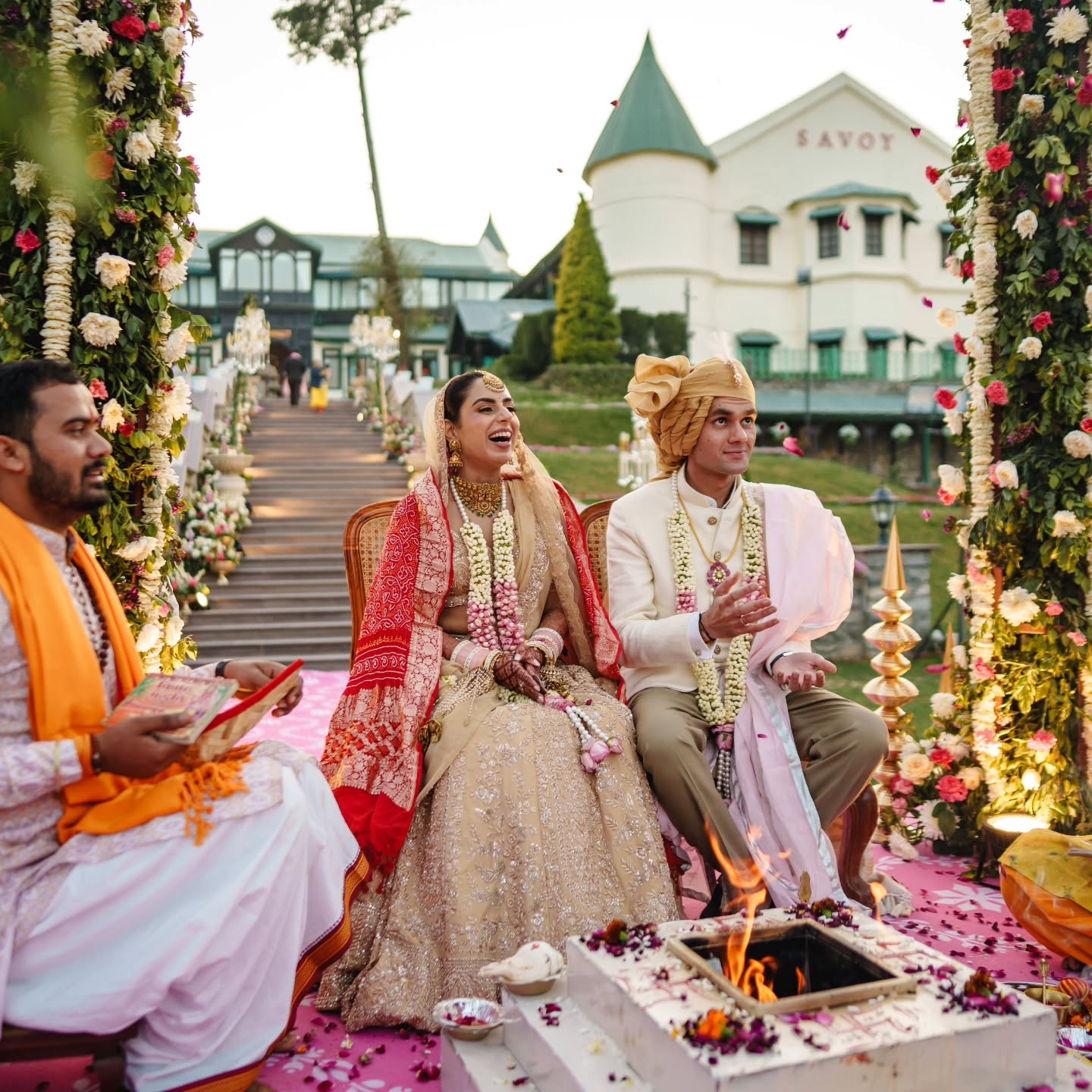 Aastha & Shantanu
.
.
#candidmoments #weddingphotographer #destinationwedding