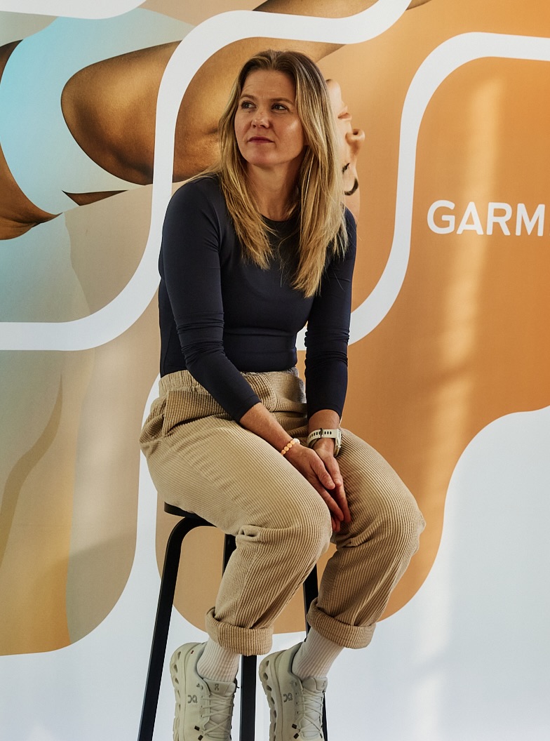 Werbung | Schon zweimal durfte ich Teil eines ganz besonderen Events sein. 🫶🏼
Beim RETHINK Event von @garmindach geht es darum, Frauengesundheit neu zu denken, mit tollen Menschen und Expertinnen über das zu sprechen, was Frauen bewegt, Dinge anzusprechen, die sonst wenig Raum erfahren, und sich auf einer gemeinsamen Ebene auszutauschen.
Diese Eventreihe liegt mir wirklich sehr am Herzen und ich bin super glücklich, auch in diesem Jahr wieder als Speakerin dabei sein zu dürfen. 💜
Diesmal geht es nach Berlin. Am Samstag, den 10. Oktober, darf ich gemeinsam mit zwei weiteren Expertinnen, @lea_kruegi und @dr.catharinahamm inspirierende Talks und Workshops für euch halten. Und wisst ihr was? Ihr könnt kostenlos mit dabei sein.
Anmeldung unter folgendem Link: https://garmin.cventevents.com/rethinkberlin
Ich würde mich wirklich sehr freuen, die eine oder andere von euch in Berlin zu treffen. 🥰
#rethink #garmindach #berlin #femalehealthcare