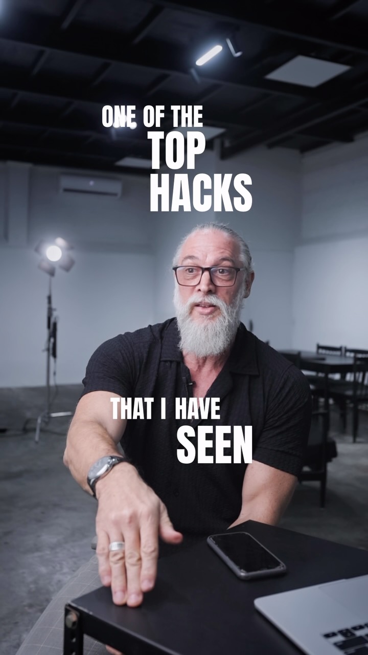 🎬 Ever wondered how they pull off those big-screen moments?
Meet Chris Burgess, a filmmaker, assistant director and on set stills photographer with nearly two decades of experience in the film & TV industry.
In this clip, Chris shares a clever little trick from a Bond film — sometimes, the best solution isn’t the fanciest one… it’s a wooden gun! 🔫🪵😂
Because filmmaking is as much about creative problem-solving as it is about cameras and lights. 🎥✨
#Filmmaking #BehindTheScenes #JamesBond #FilmIndustry #FilmmakingTips